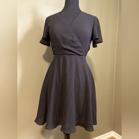 Little Black Dress Size 2 - Picture 3 of 4